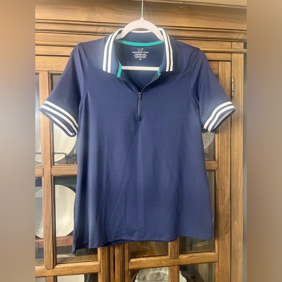 Vineyard Vines Tops - Vineyard Vines Palmero Performance Polo
New with tags 
Size medium